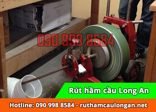 Thông cống nghẹt huyện Tân Hưng có chi phí đắt không ?