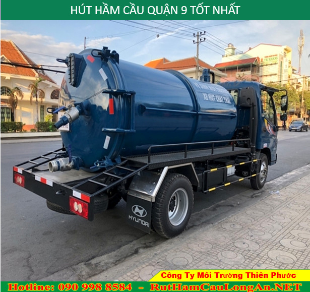 hut hầm cầu quận 9